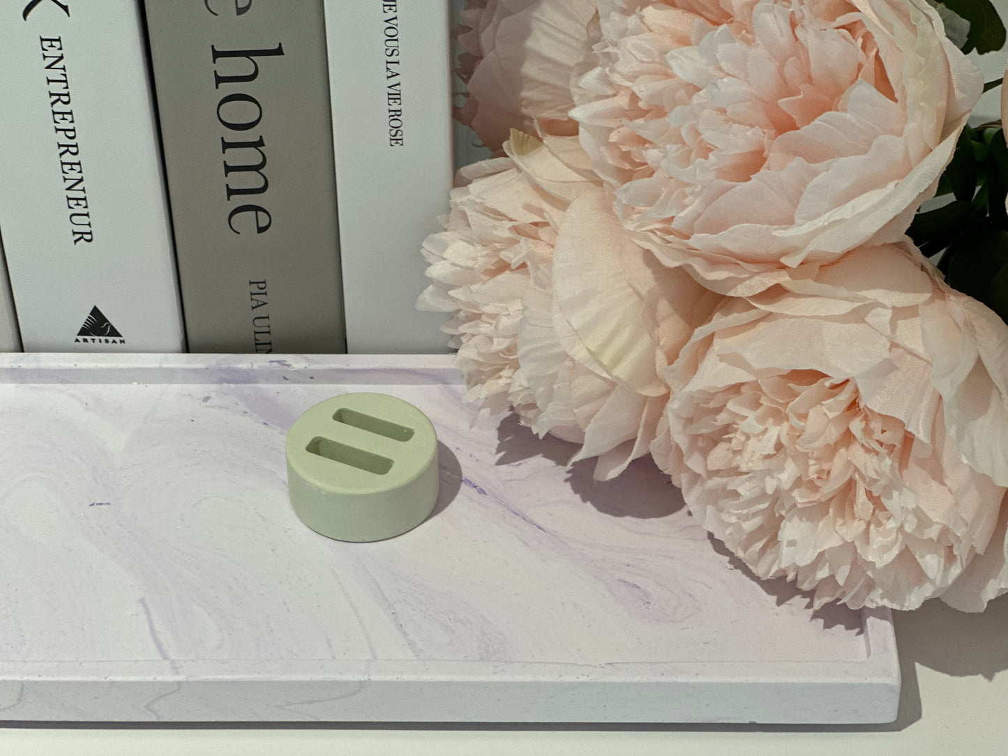 THE REMI RING HOLDER
