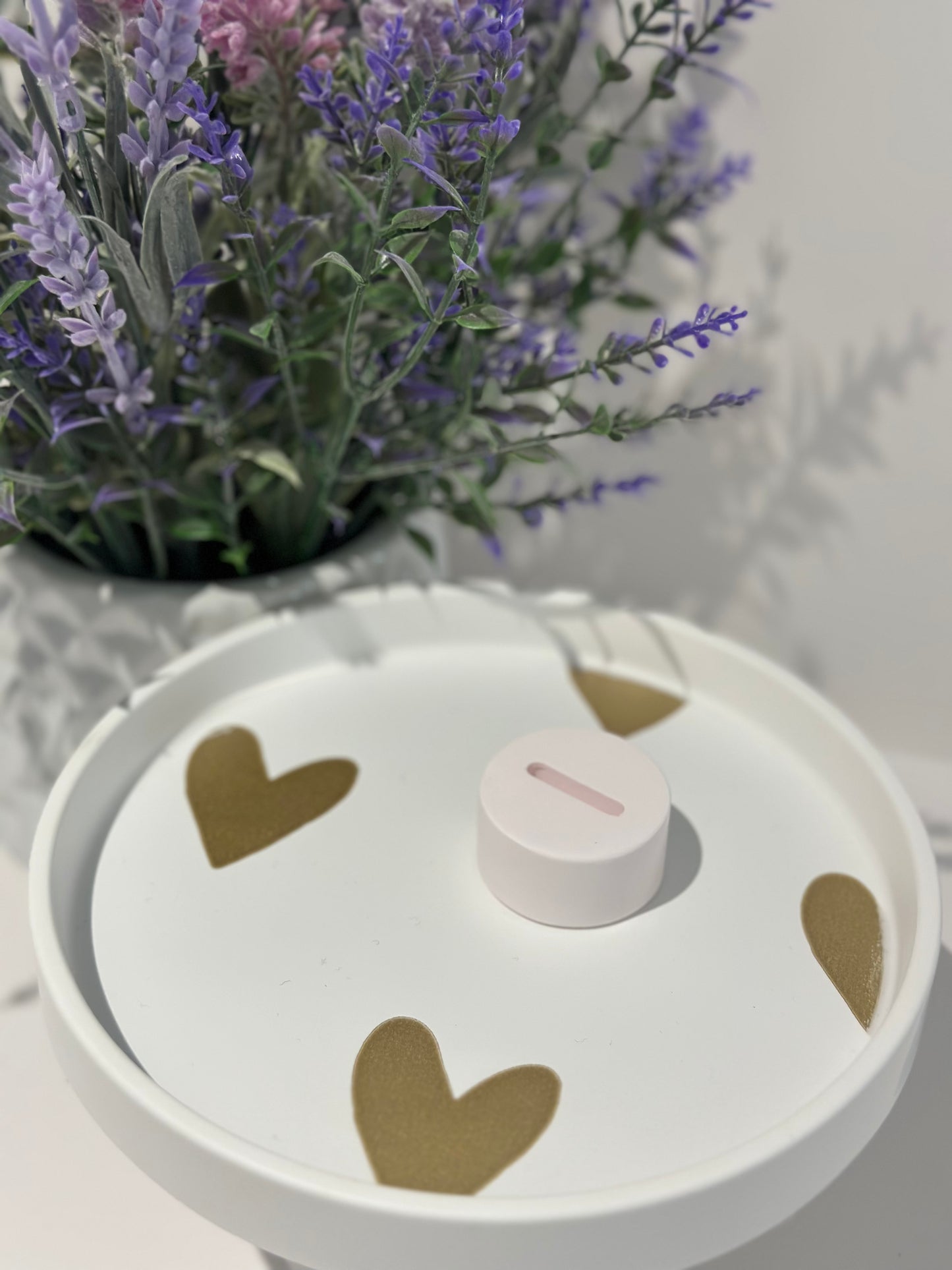 THE REMI RING HOLDER