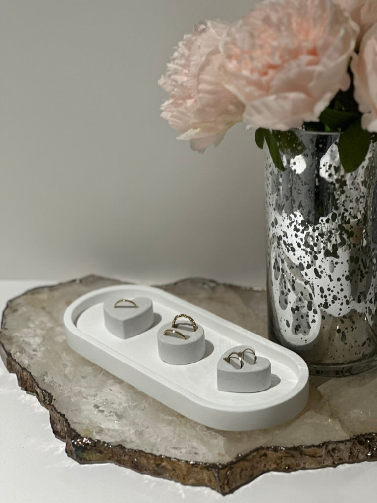 THE REMI RING HOLDER