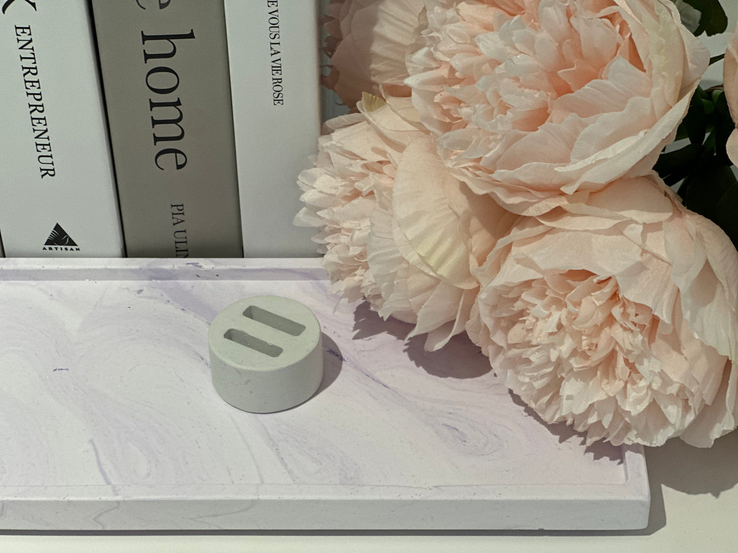 THE REMI RING HOLDER