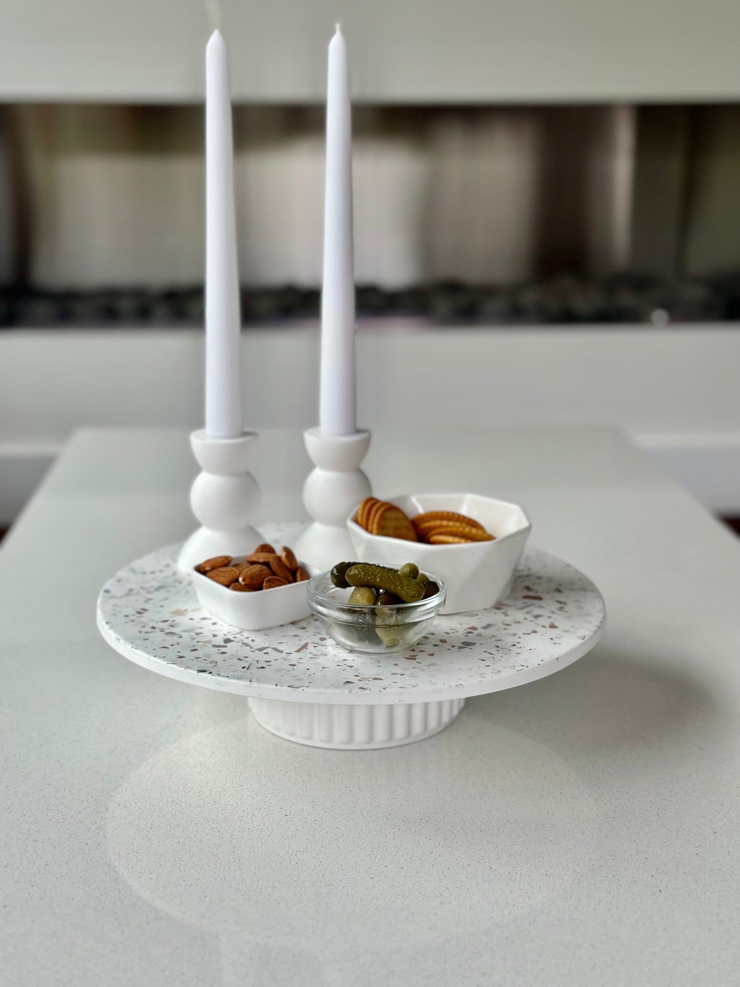 THE SHEENA SWIVEL TRAY