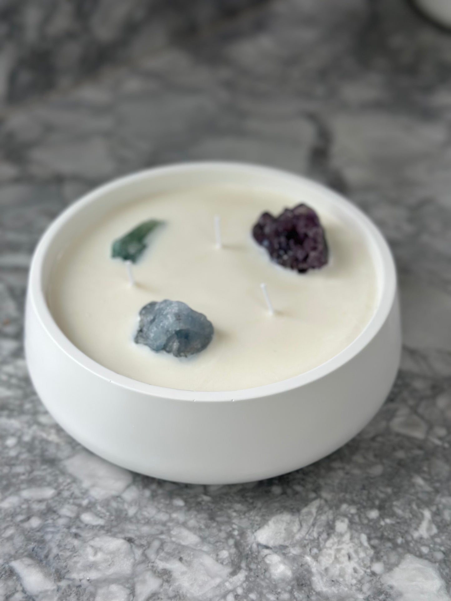 THE LAURA CANDLE