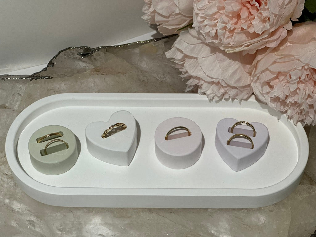 THE REMI RING HOLDER
