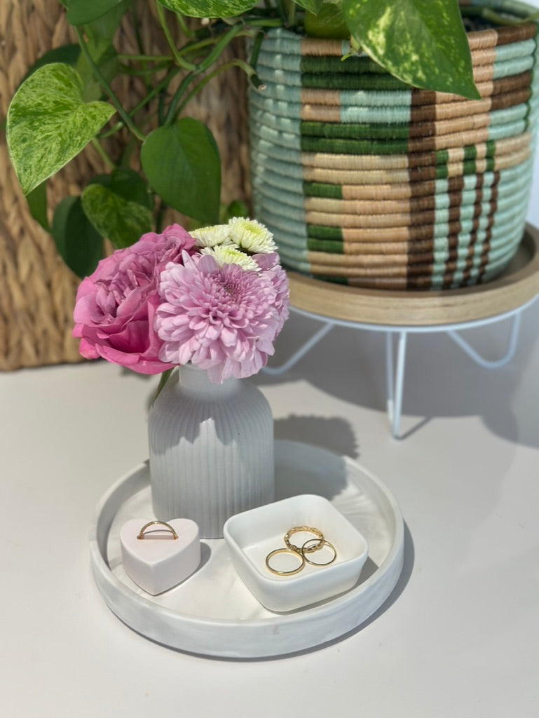 The Elegant Essentials Set