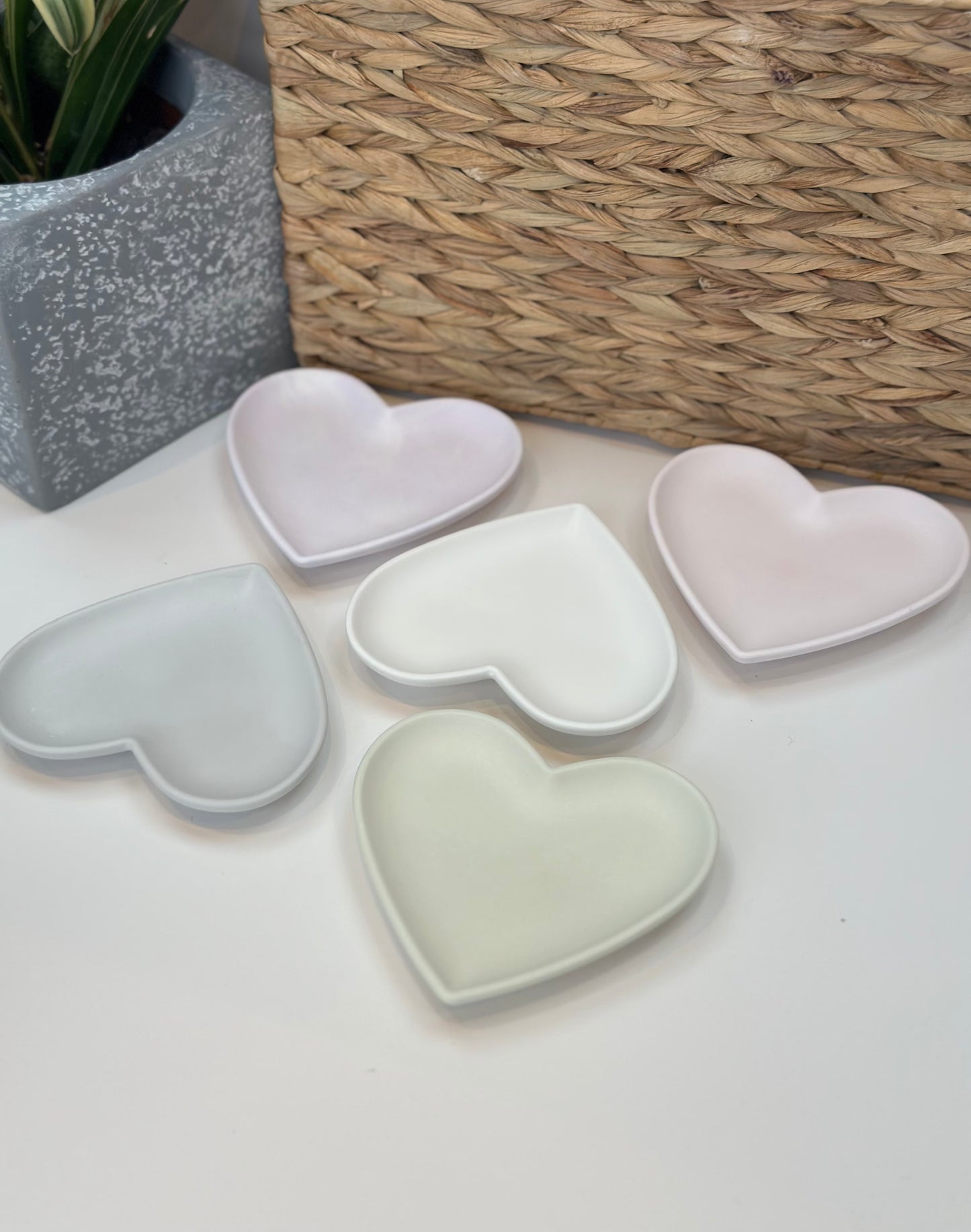 THE CHLOE TRAY