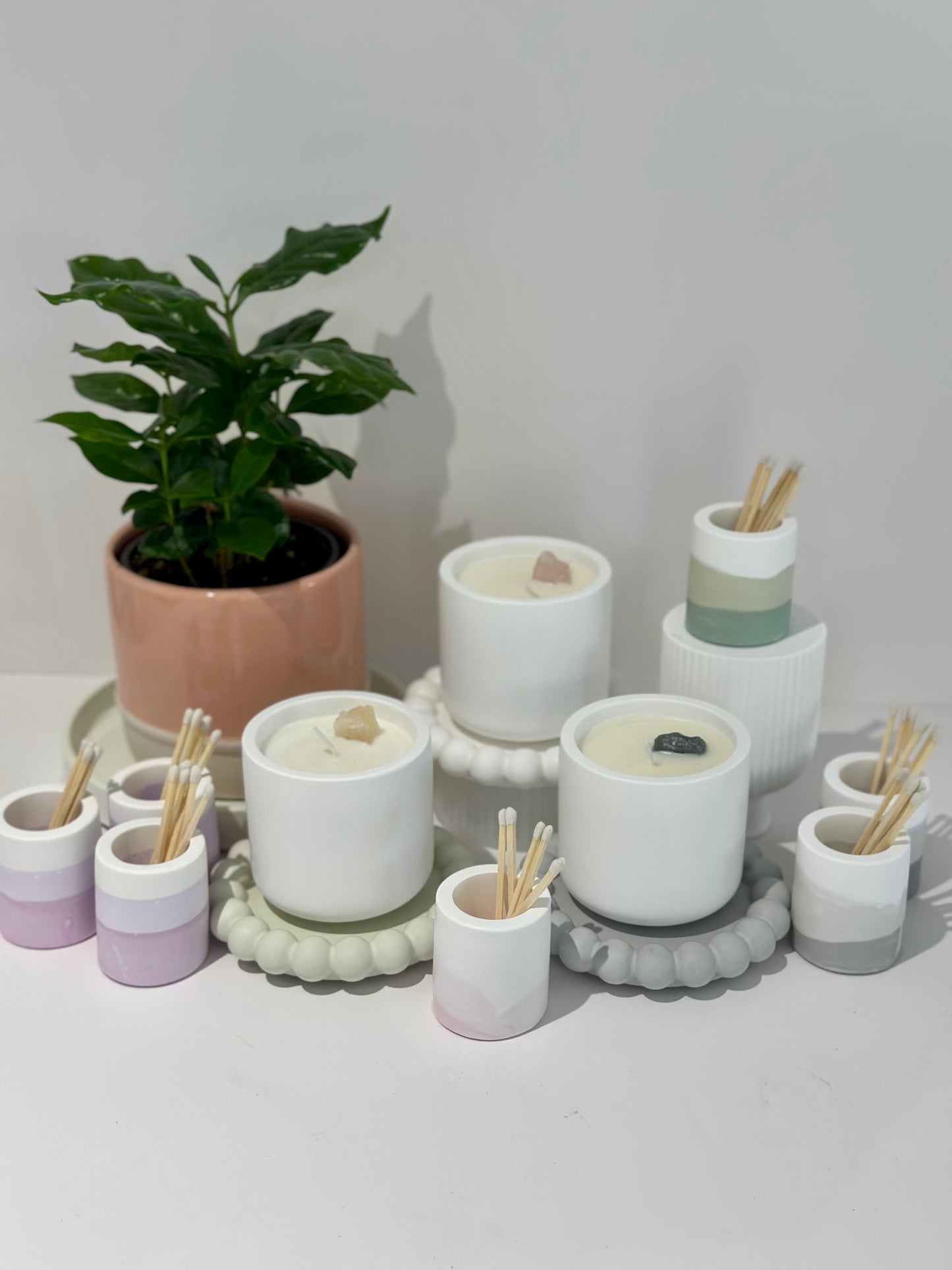 THE MIA CANDLE