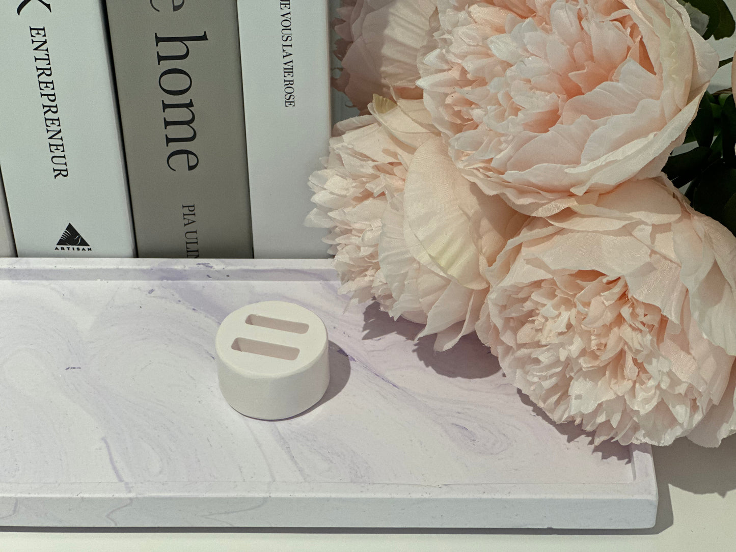THE REMI RING HOLDER