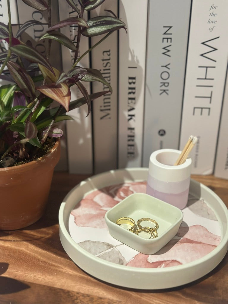 THE OLIVIA TRAY