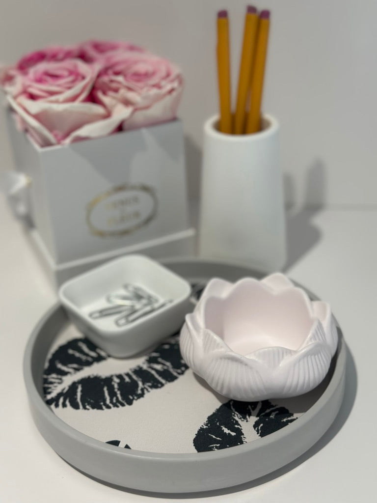 THE OLIVIA TRAY