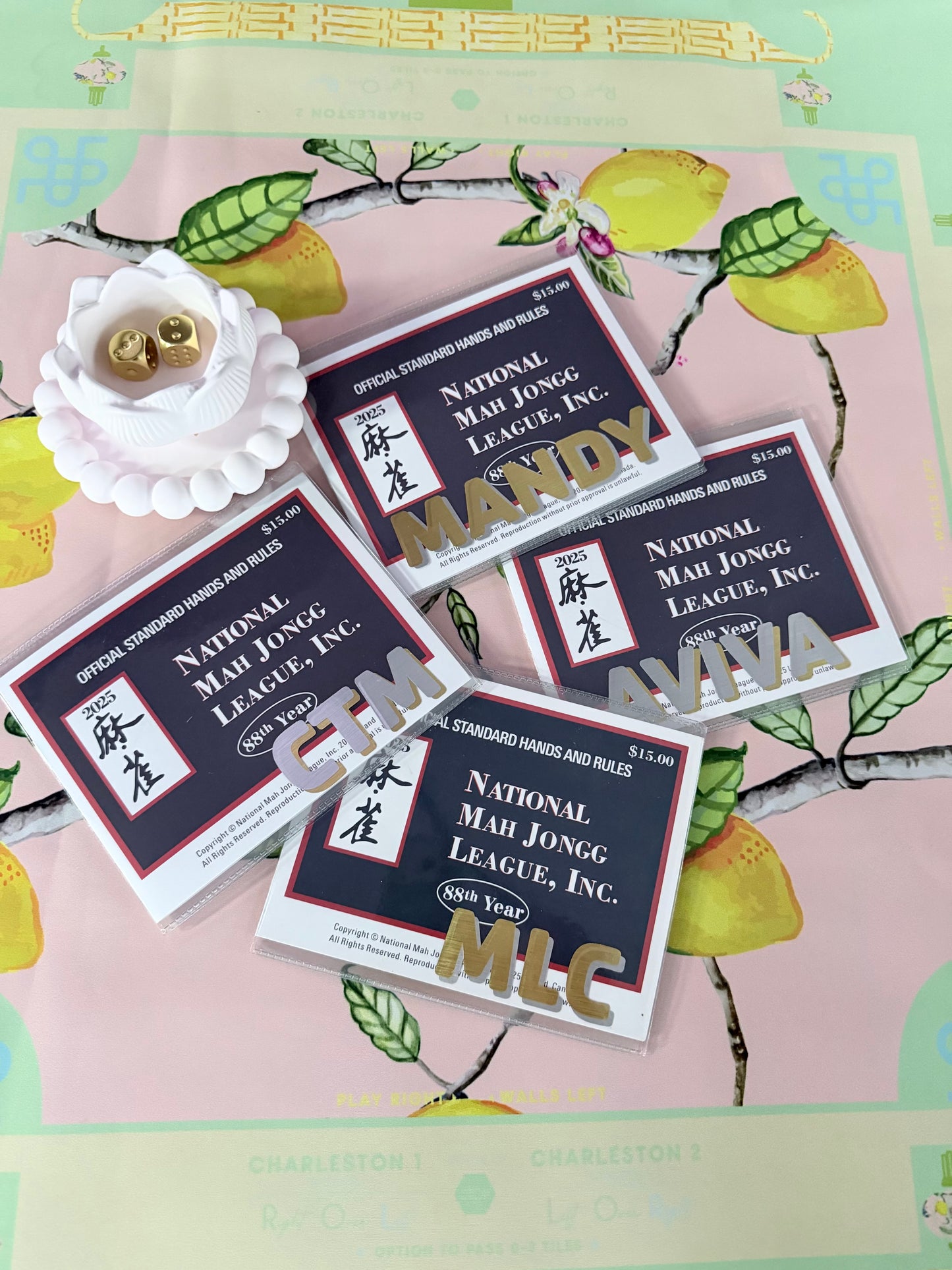 PERSONALIZED MAHJONG CARD HOLDER Color & Pour PERSONALIZED MAHJONG CARD HOLDER Color & Pour