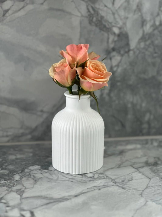 THE ROMY VASE