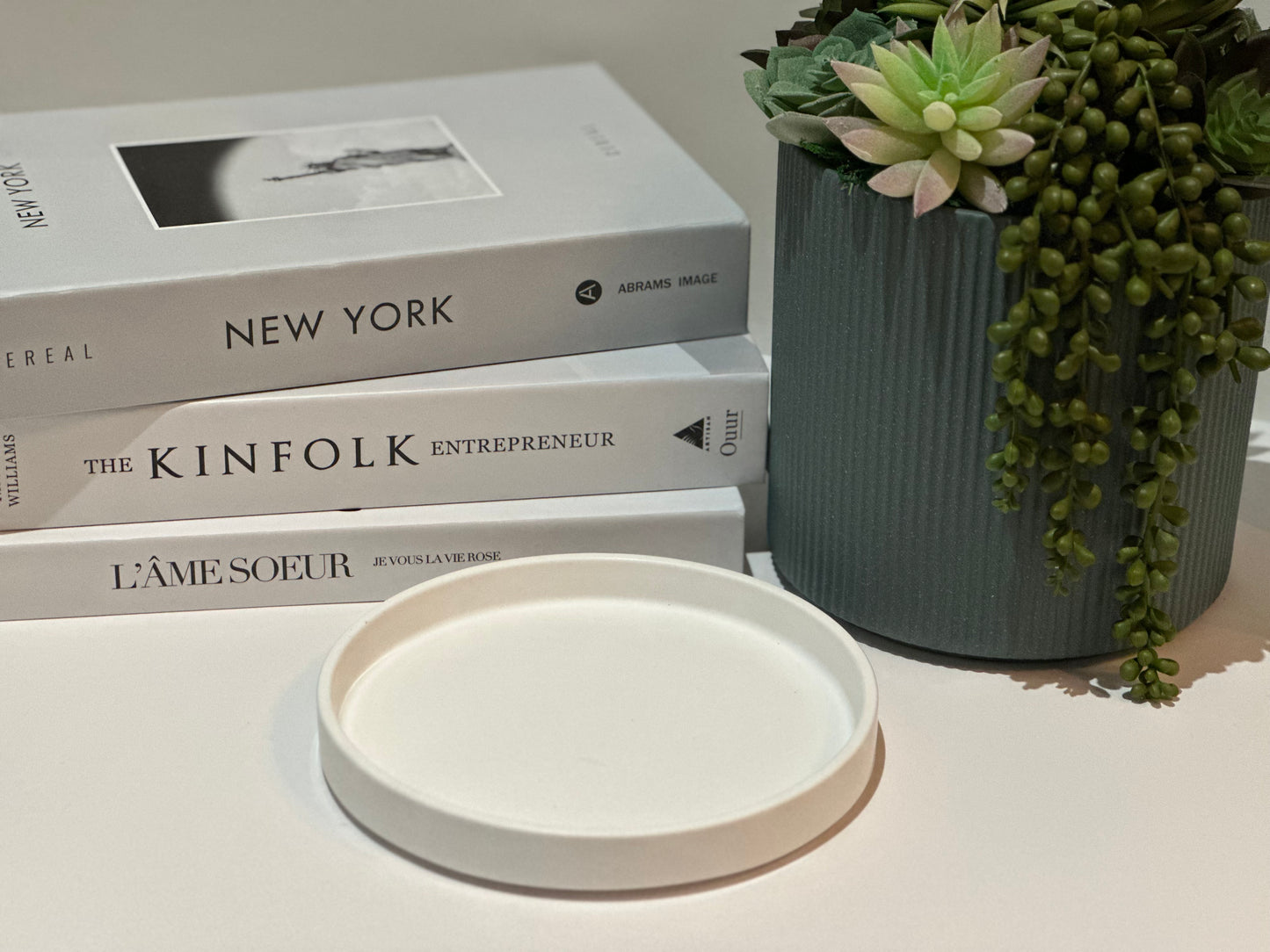 THE OLIVIA TRAY