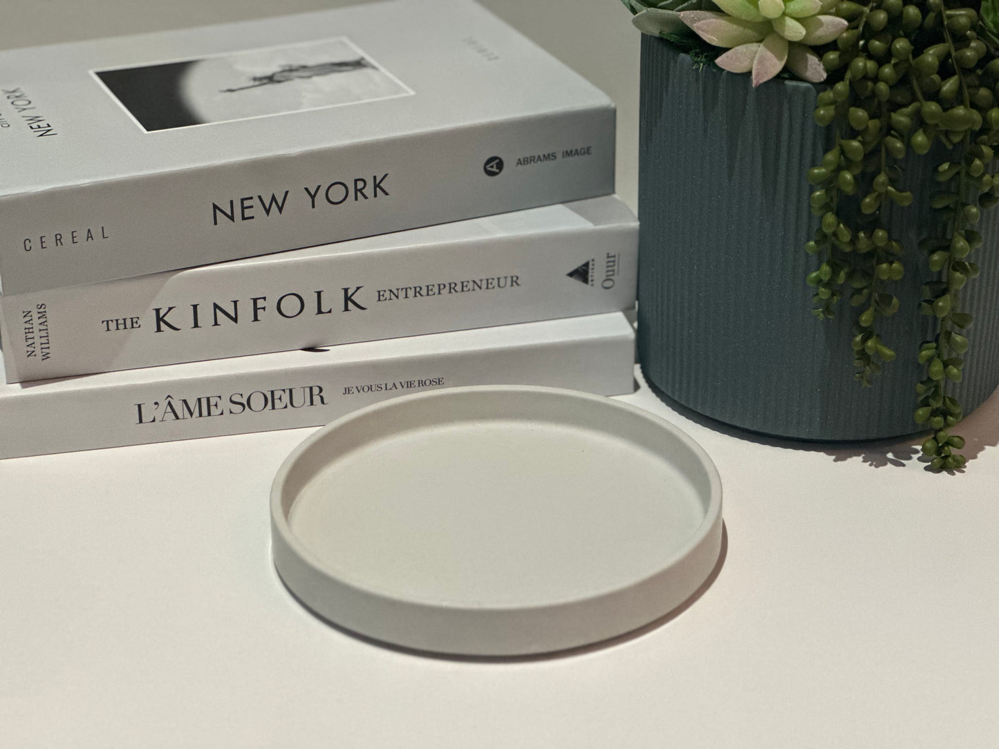 THE OLIVIA TRAY