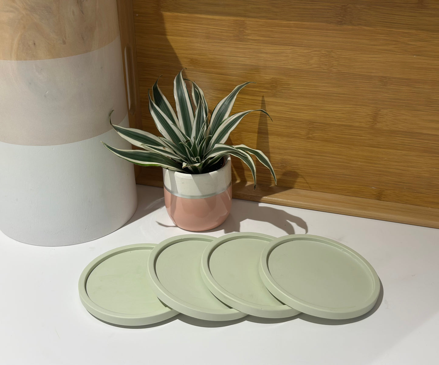 THE OLIVIA COASTER