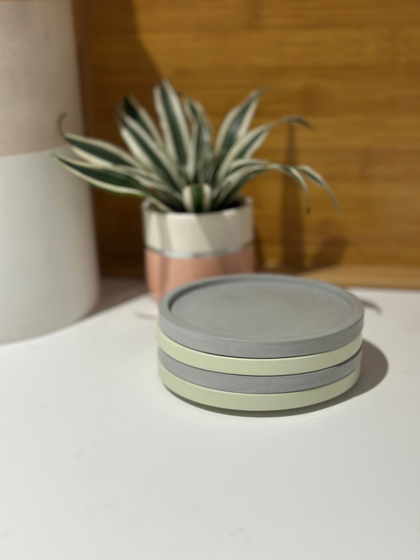 THE OLIVIA COASTER